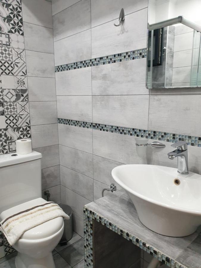 Iros Apartment Неа-Перамос Экстерьер фото