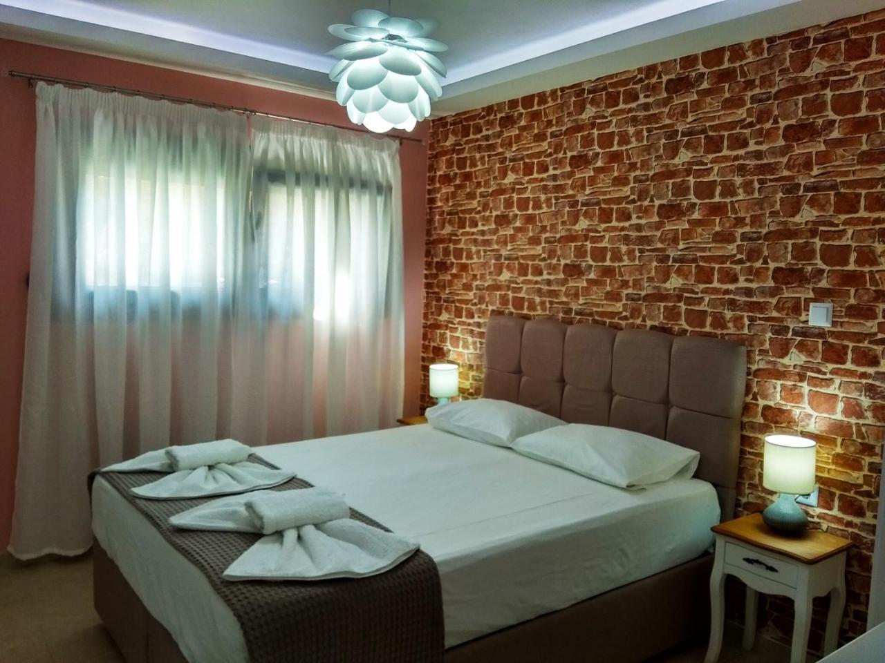 Iros Apartment Неа-Перамос Экстерьер фото
