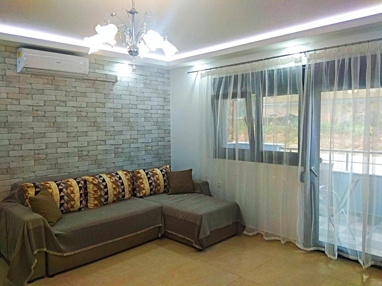 Iros Apartment Неа-Перамос Экстерьер фото